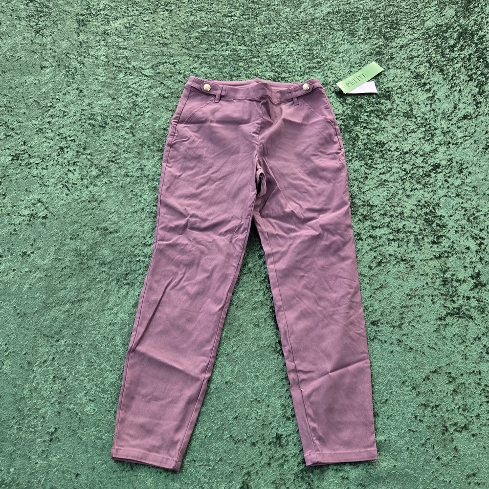 Chic‎ Purple Trousers with Button Accents